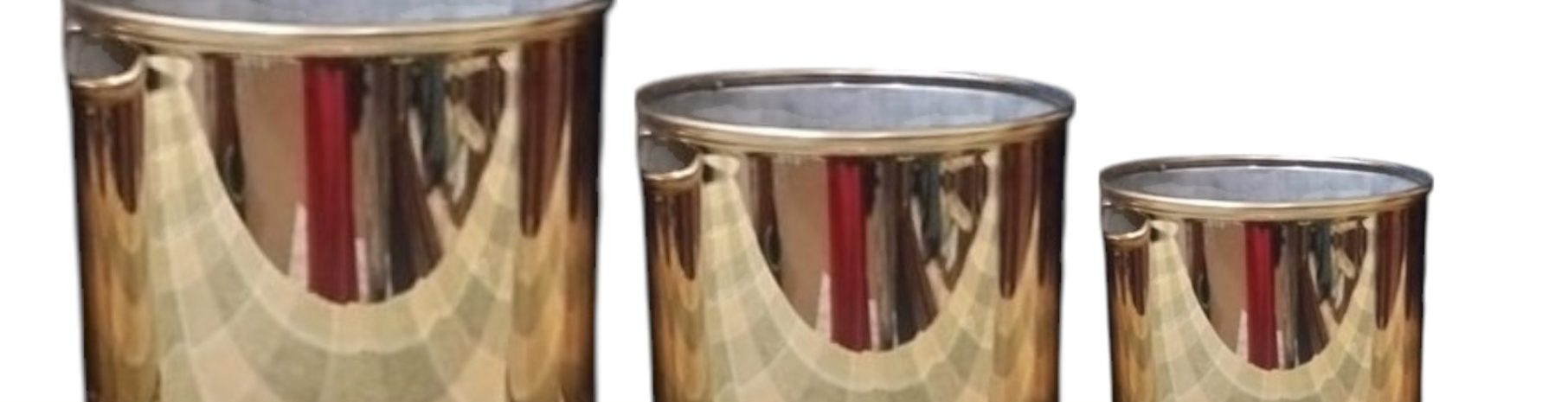 wood_table-09_generated-Photoroom (1)